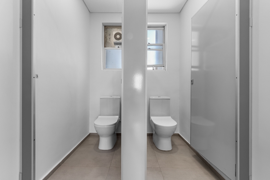 To Let commercial Property for Rent in Parow Western Cape